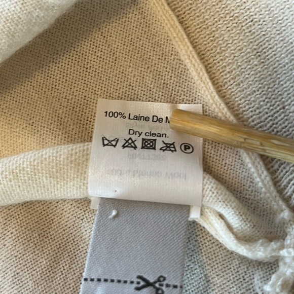 J. Crew Zip Shoulder Cream Ivory Merino Wool Thin Sweater Sz S Wardrobe Staple - Picture 5 of 9